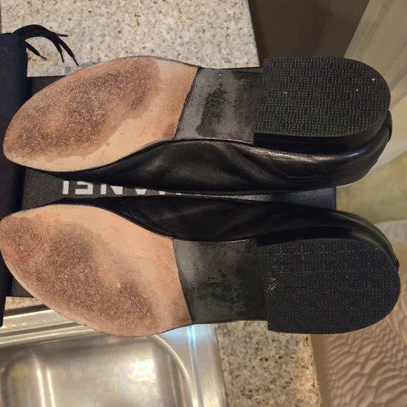 Chanel Black Women's Shoes - Picture 5 of 13